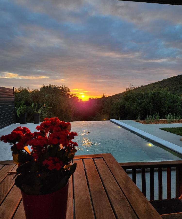 Villa Elaionas Estate