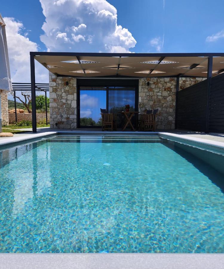 Elaionas Estate *